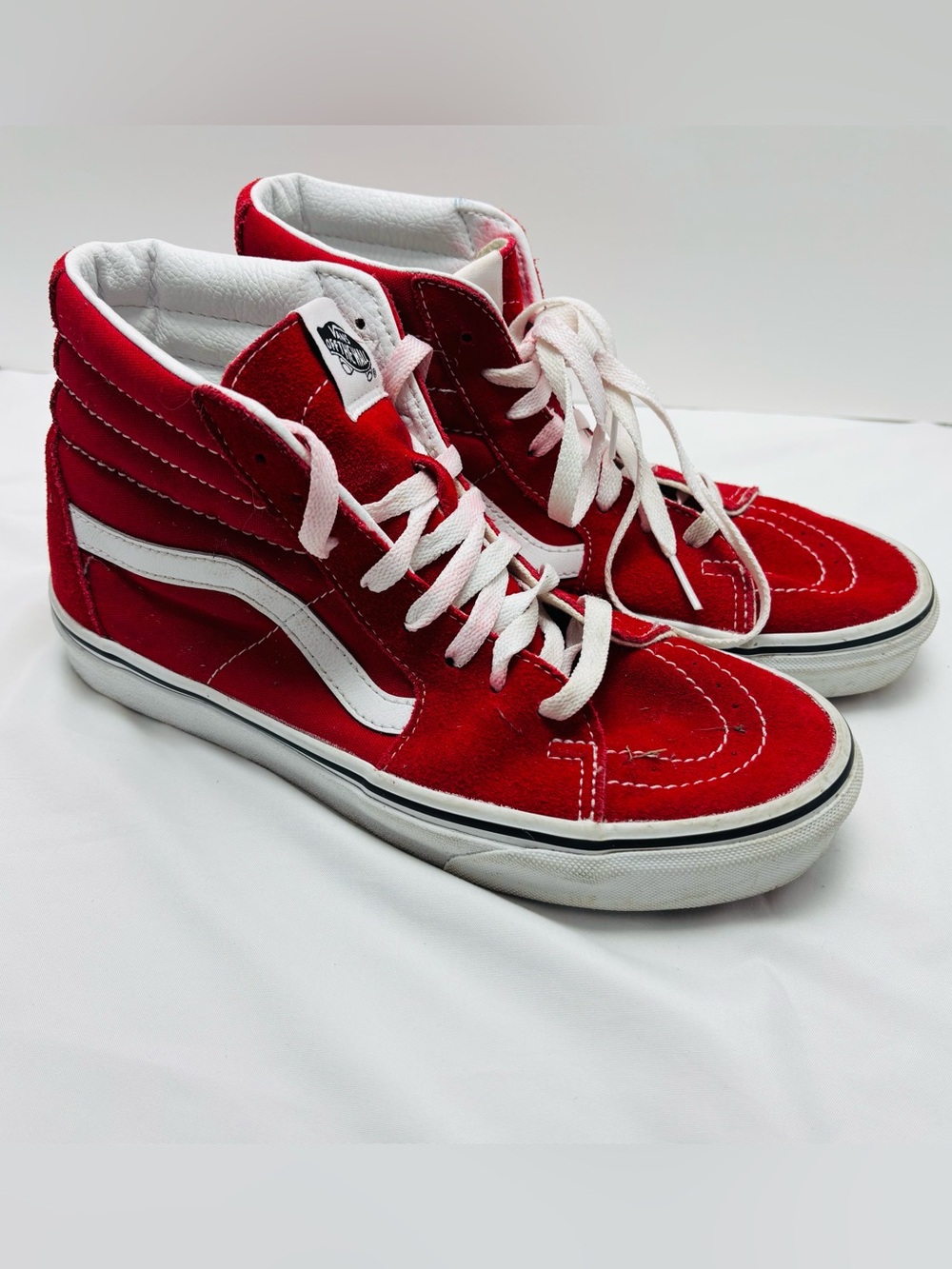 Vans Sk8-Hi Red & White Suede High-Top Sneakers S064